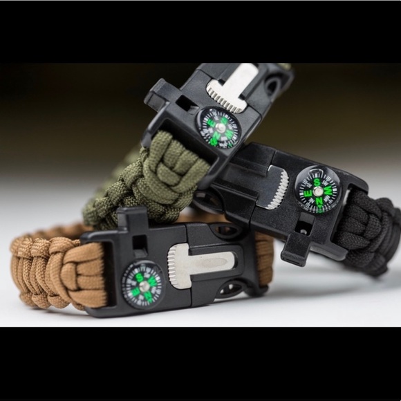 Paracord Outdoor Survival Tactical Bracelet 5 in 1 - Picture 2 of 8